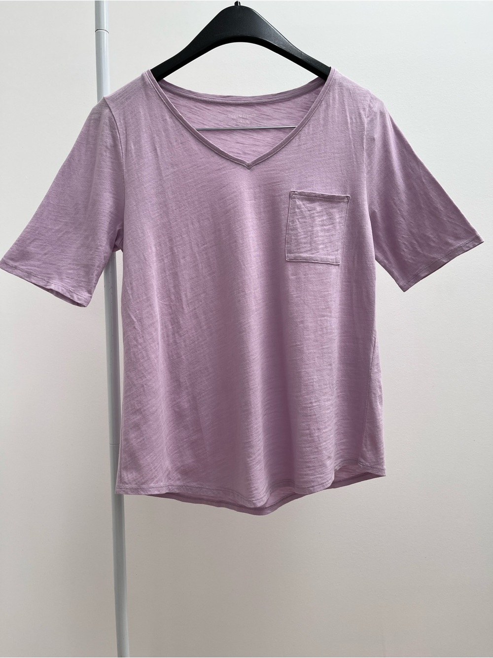Eileen Fisher v-neck organic cotton slub pocket short sleeve tee XS timeless